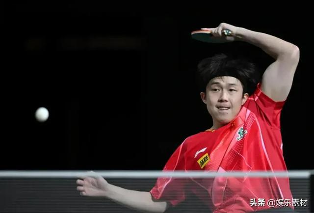 王楚钦，从7675分世界排名第一看变化带来的自信与成就之路